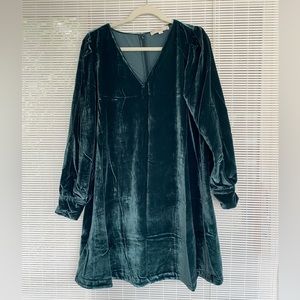 LOFT size L green velvet dress